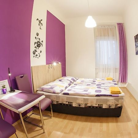 Apartmany - Penzion Smetanka Ceske Budejovice Extérieur photo