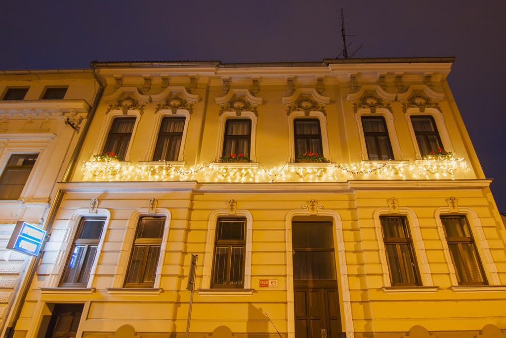Apartmany - Penzion Smetanka Ceske Budejovice Extérieur photo